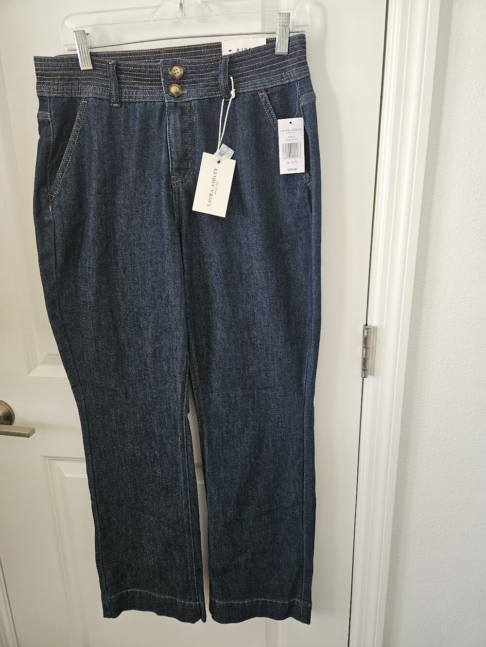 NWT Laura Ashley $99 Womens 8/29 Bond Bootcut Dark Blue Jeans